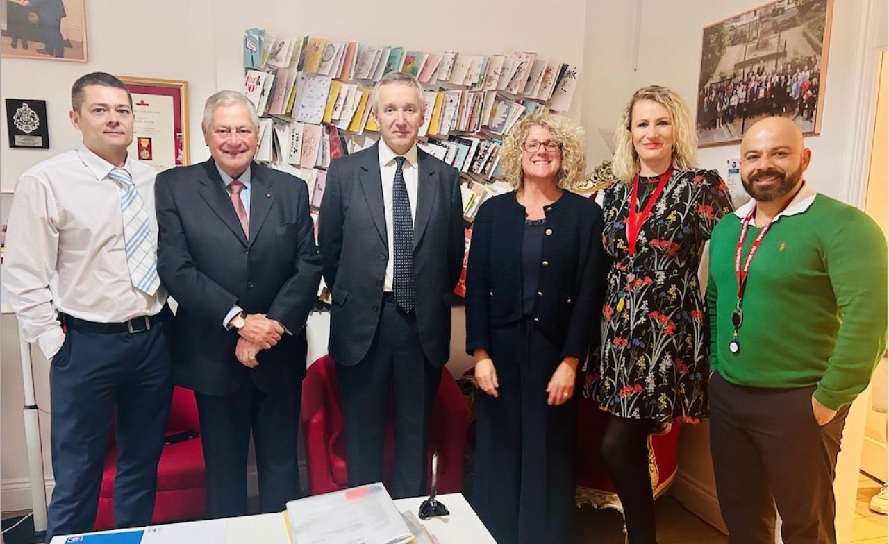 Governor Visits Calpe House
